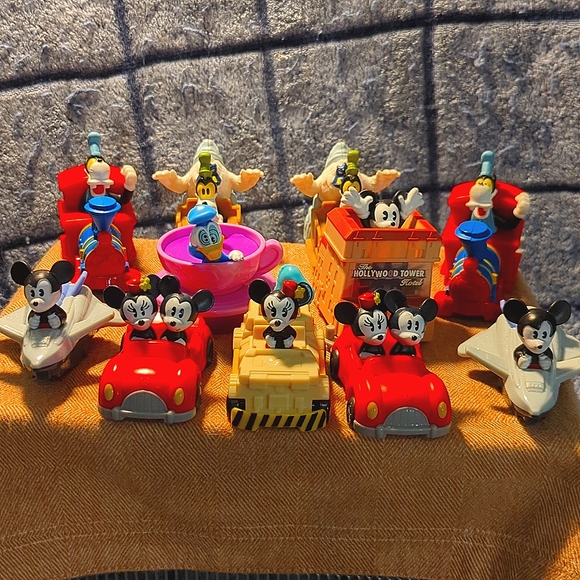 Disney Toys Mcdonalds 220 Disney Figurines Poshmark